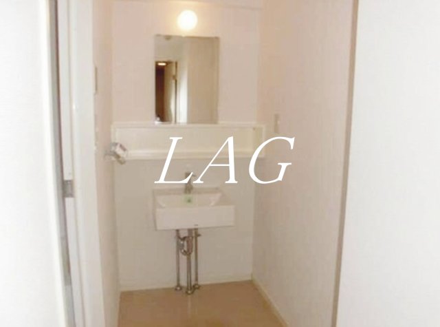 洗面設備　洗面台です。