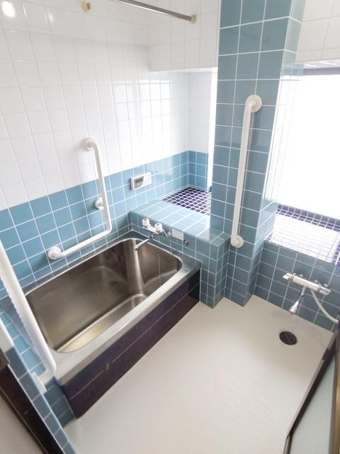 バス・シャワールーム　疲れを癒すバスタイム