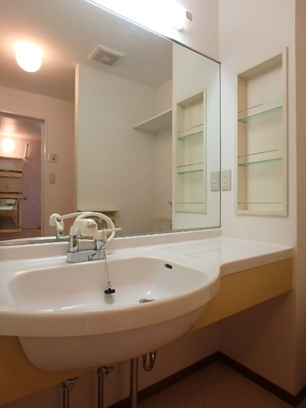 洗面設備　図面と現状に相違がある場合には現状を優先