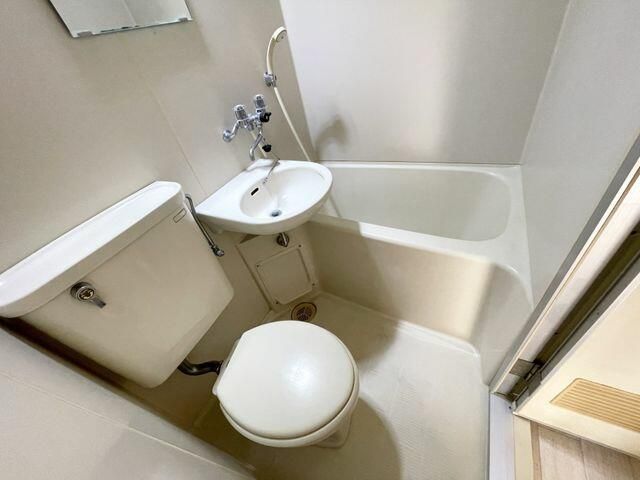 バス・シャワールーム　※同仕様（イメージ）