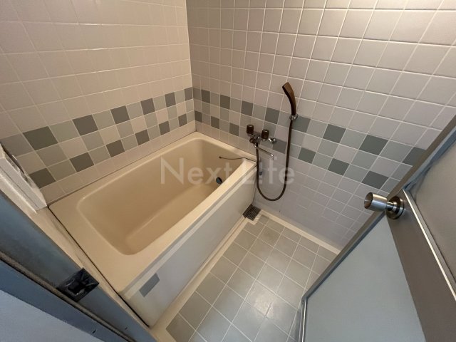 バス・シャワールーム　アルパインメゾン