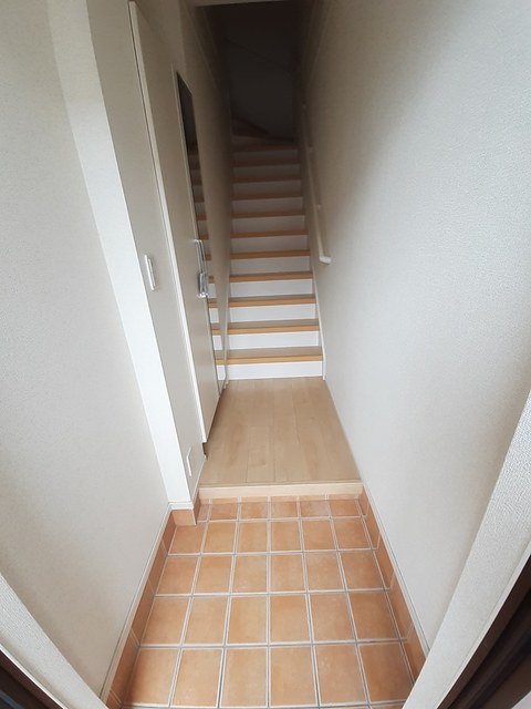 玄関　シューズボックス付きの玄関です★