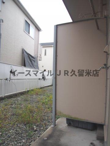 バルコニー　お洗濯にも便利なバルコニー付き