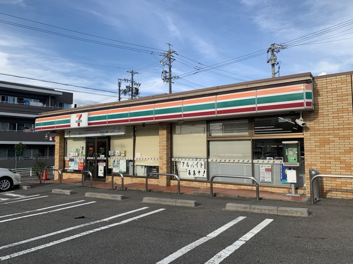 コンビニ　セブンイレブン　山野田店（コンビニ）まで220m