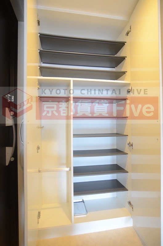 その他設備　シューズボックス