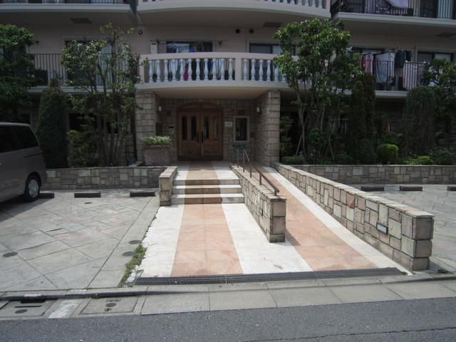 エントランス　エントランス入口