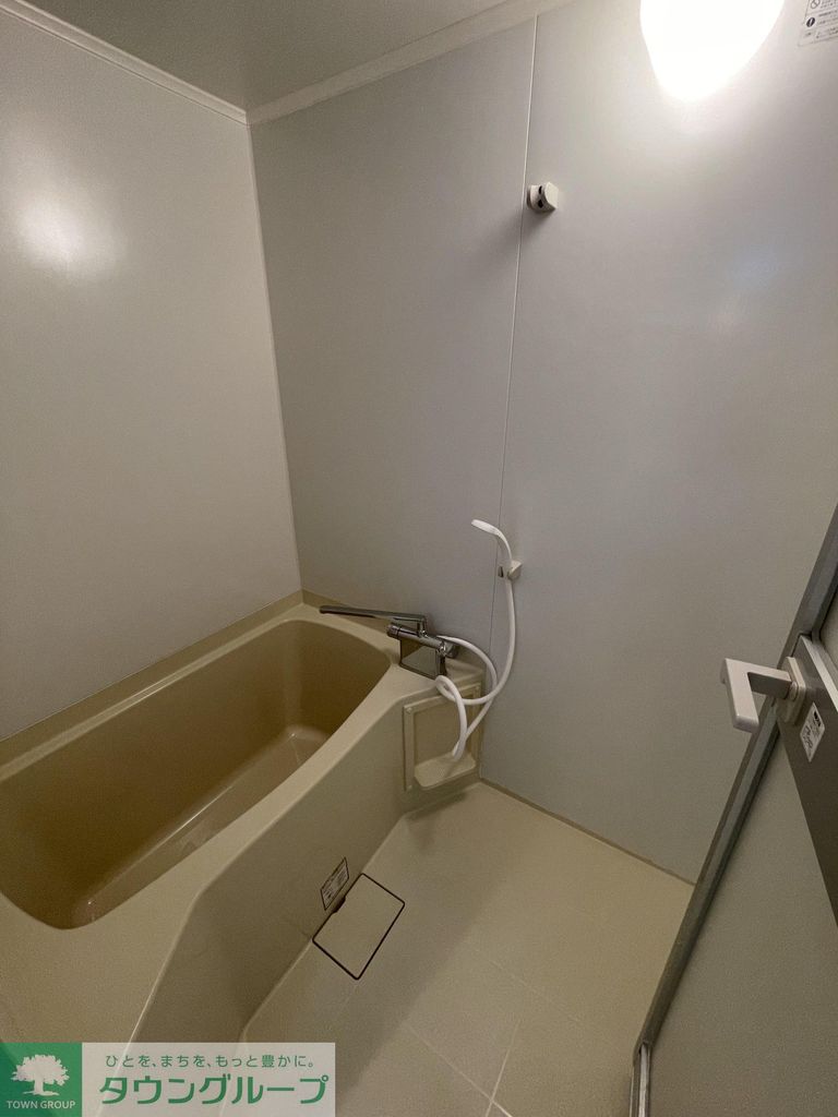 バス・シャワールーム　バス