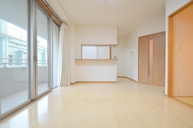 バルコニー　写真は別のお部屋です。※現況を優先します