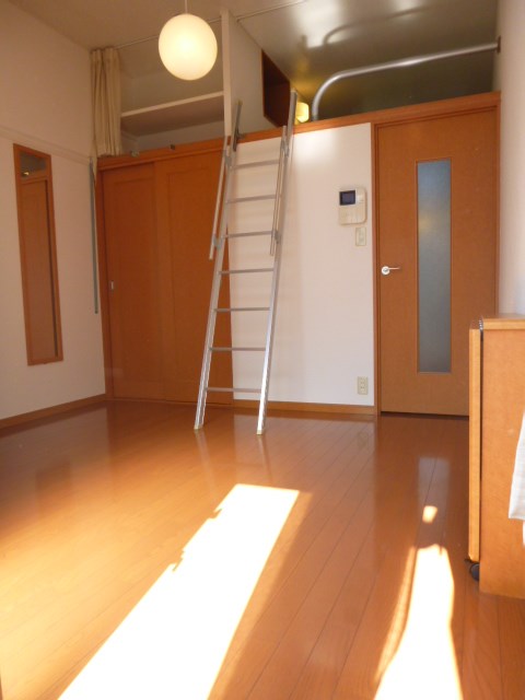 居室・リビング　リビング