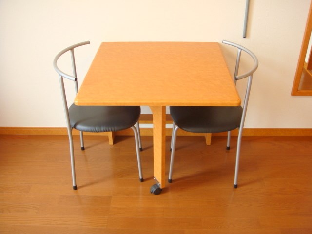 その他設備　テーブル・椅子設置済み