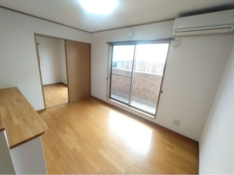 居室・リビング　図面と現状に相違がある場合には現状を優先