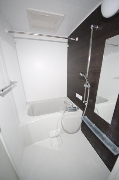 バス・シャワールーム　弊社は都内全域の物件をご紹介可能です！