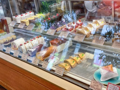 飲食店　ドゥリエール（飲食店）まで182m