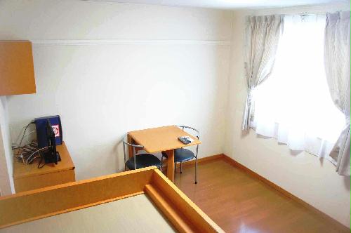 居室・リビング　家具・家電つきのお部屋で新生活らくらくスタート！