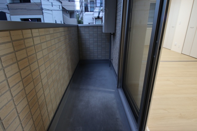 バルコニー　※別室の参考写真の為、現況優先です。