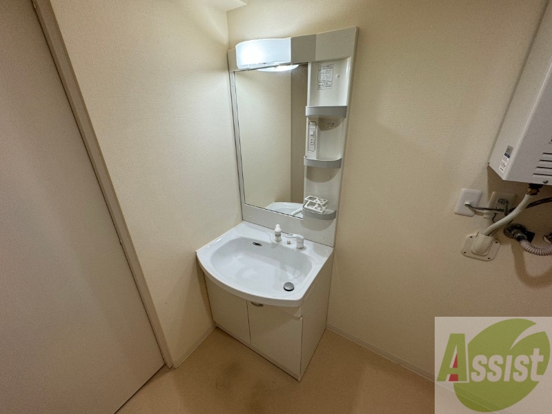 洗面設備　シャンプードレッサーで身支度もラクラクです！