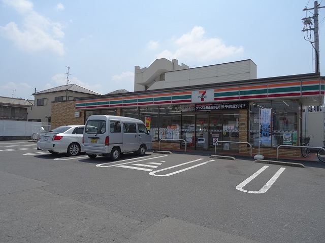コンビニ　セブンイレブン高田今里店様（コンビニ）まで700m