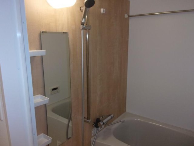 バス・シャワールーム　※同物件別部屋参照