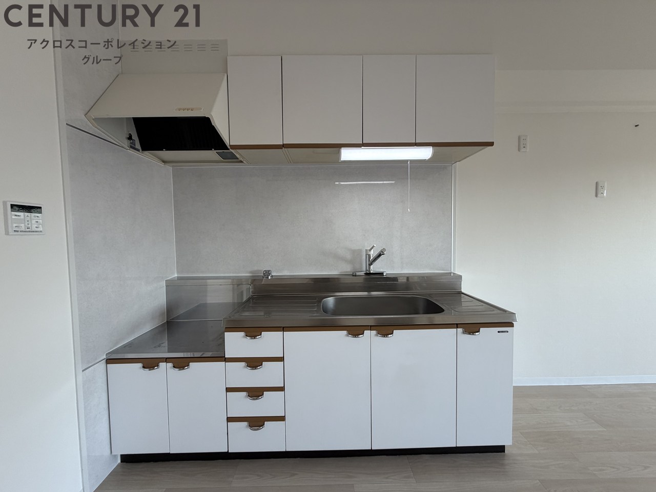 キッチン　壁付けキッチンでスペースを有効活用できます！