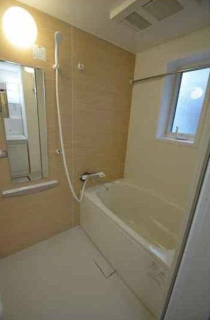 バス・シャワールーム　バスルーム