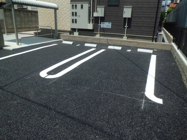 駐車場　駐車場