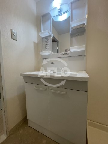 洗面設備　ライラック上本町　独立洗面台