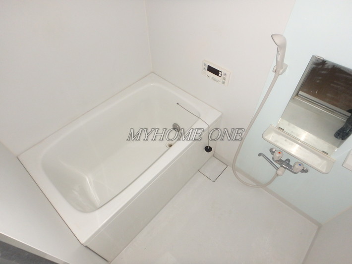 バス・シャワールーム　浴室