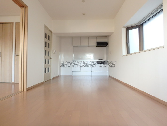 居室・リビング　リビング