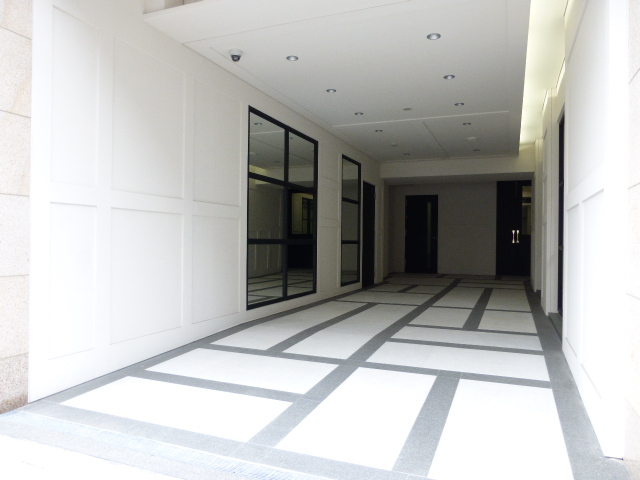 エントランス　エントランス