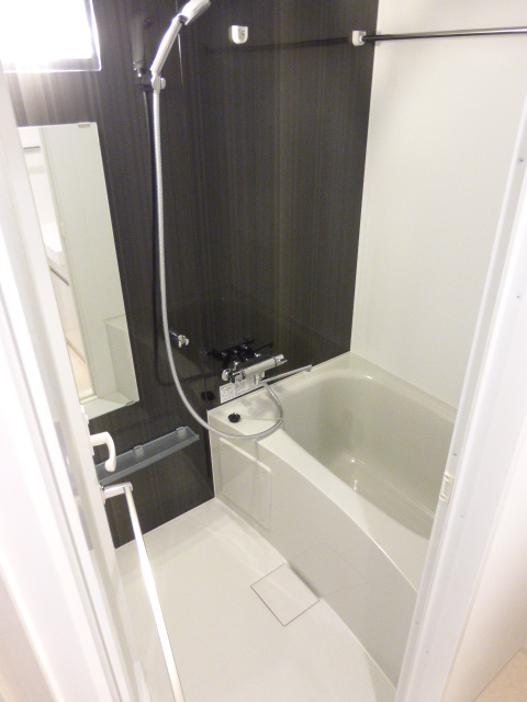 バス・シャワールーム　バスルーム
