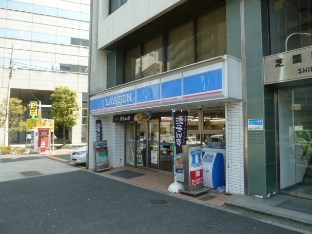 コンビニ　ローソン港芝四丁目店（コンビニ）まで115m