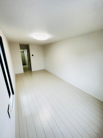 居室・リビング　※照明は設備ではありません