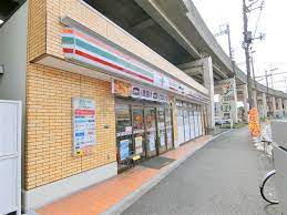 コンビニ　セブンイレブン 東品川1丁目店（コンビニ）まで131m