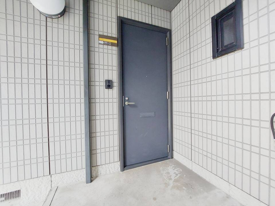 エントランス　アプローチ