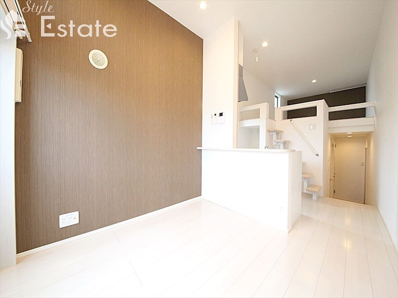 居室・リビング　内装