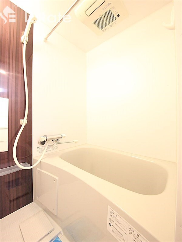 バス・シャワールーム　バスルーム