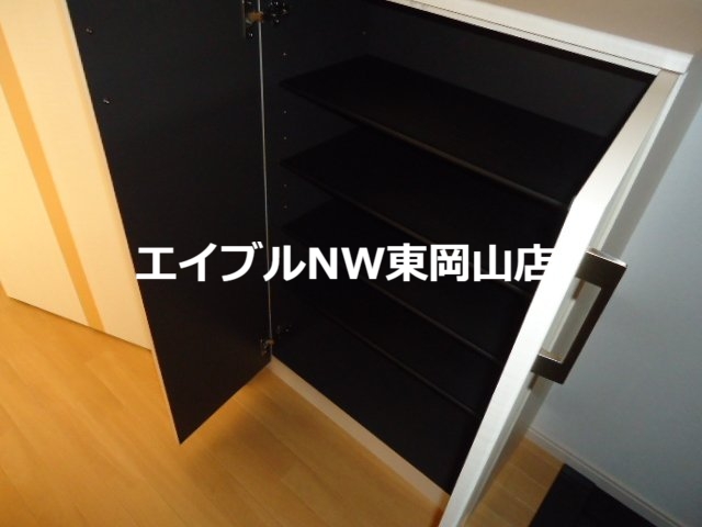 その他　下足箱（イメージ）