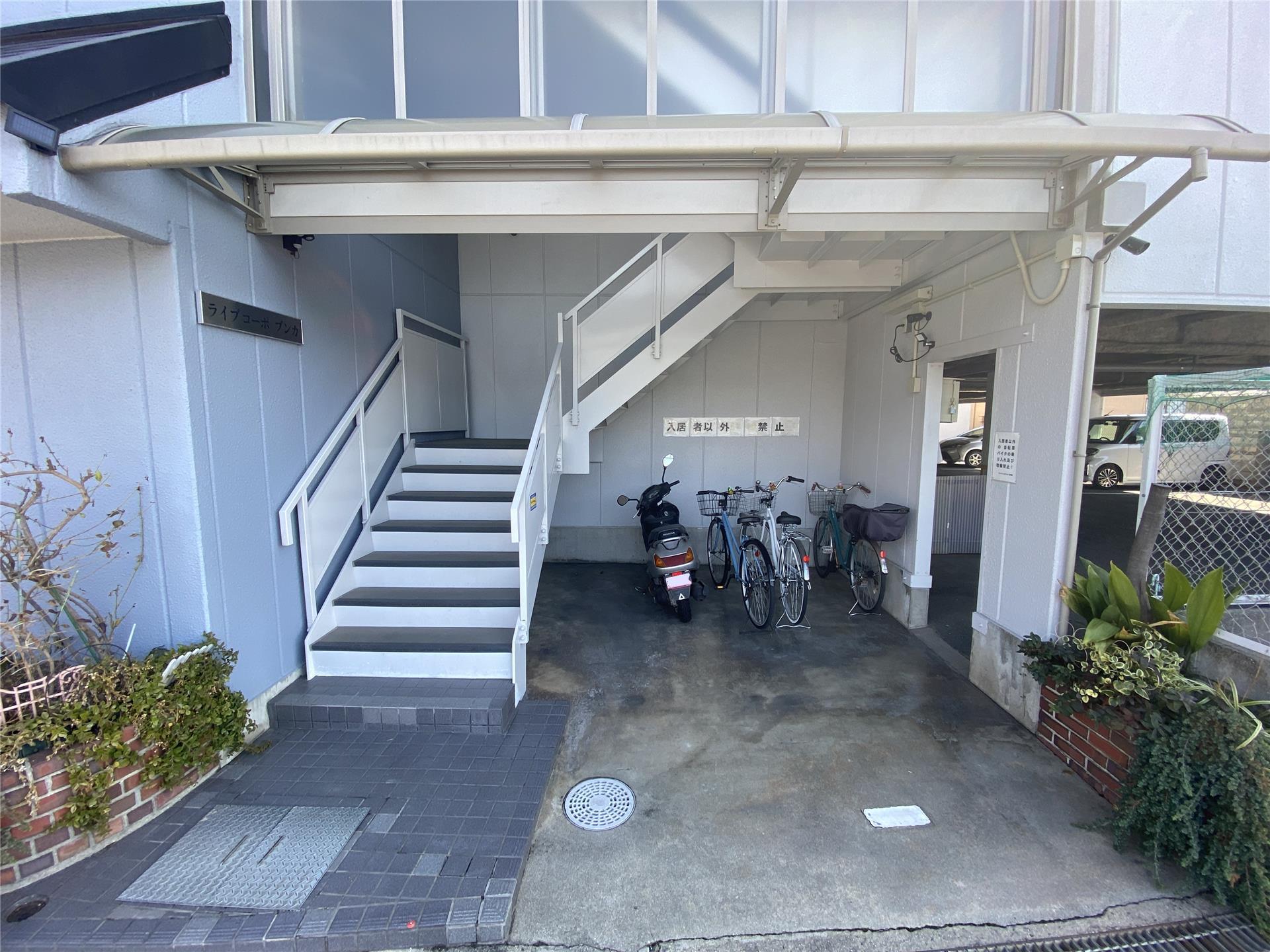 エントランス　建物入口♪