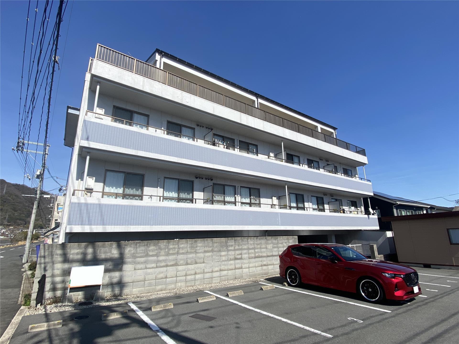 建物外観　1998年築　ライブコーポブンカ