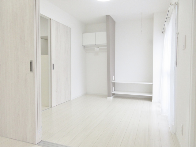 居室・リビング　フローリング