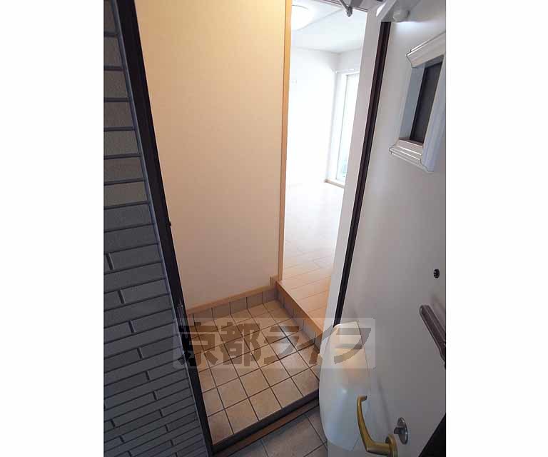 玄関　・お問合せは京都ライフまで・