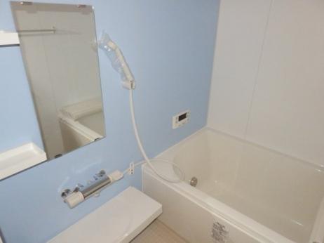 バス・シャワールーム　追い焚き付です