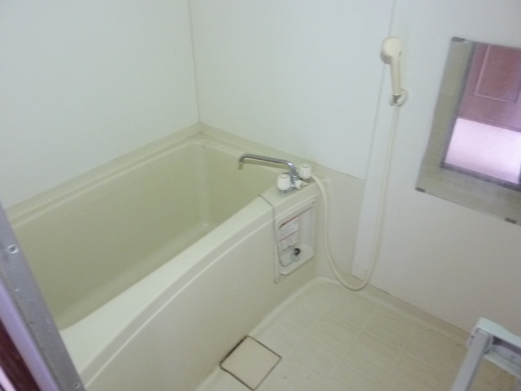 バス・シャワールーム　浴室