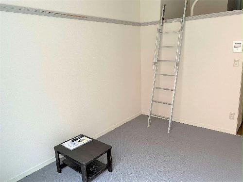 居室・リビング　1階のお部屋です