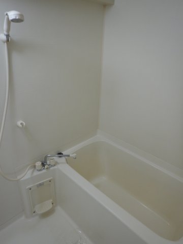 バス・シャワールーム　お風呂です