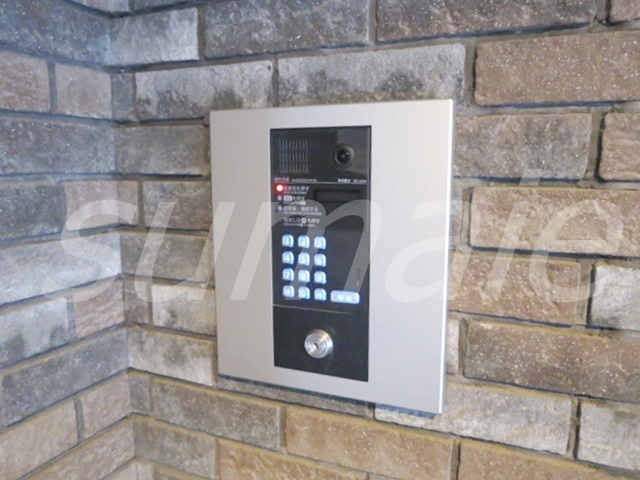 セキュリティ　モニタ付オートロックです☆