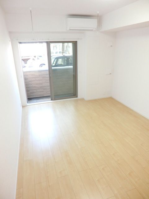 その他部屋・スペース　9.5帖のゆったりとした居室