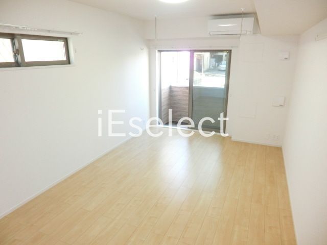 居室・リビング　２面採光の明るいお部屋です