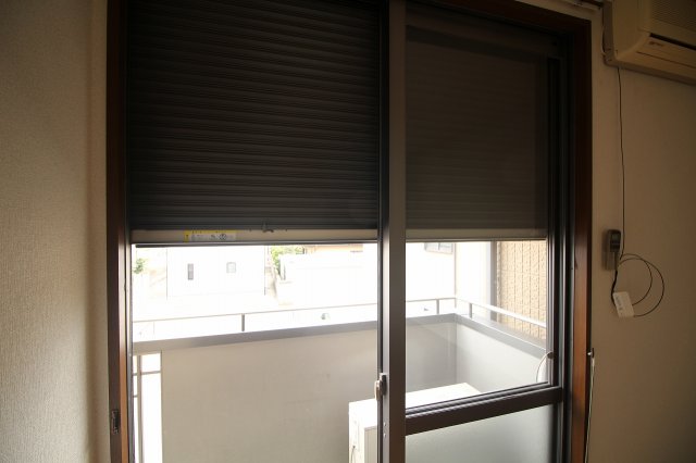 セキュリティ　シャッター雨戸