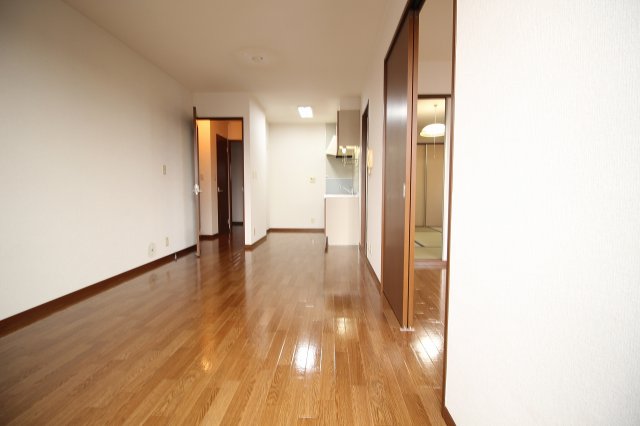 居室・リビング　ゆったりとした居間です